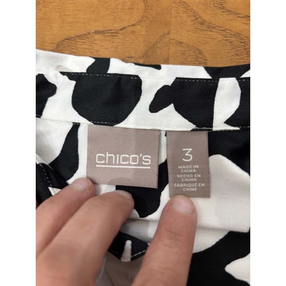 CHICOS Wmn Button TOP 3/4 Cuffed Sleeve BLACK White Beige Circles Sz 3 ( 16 Xl) - Picture 9 of 12